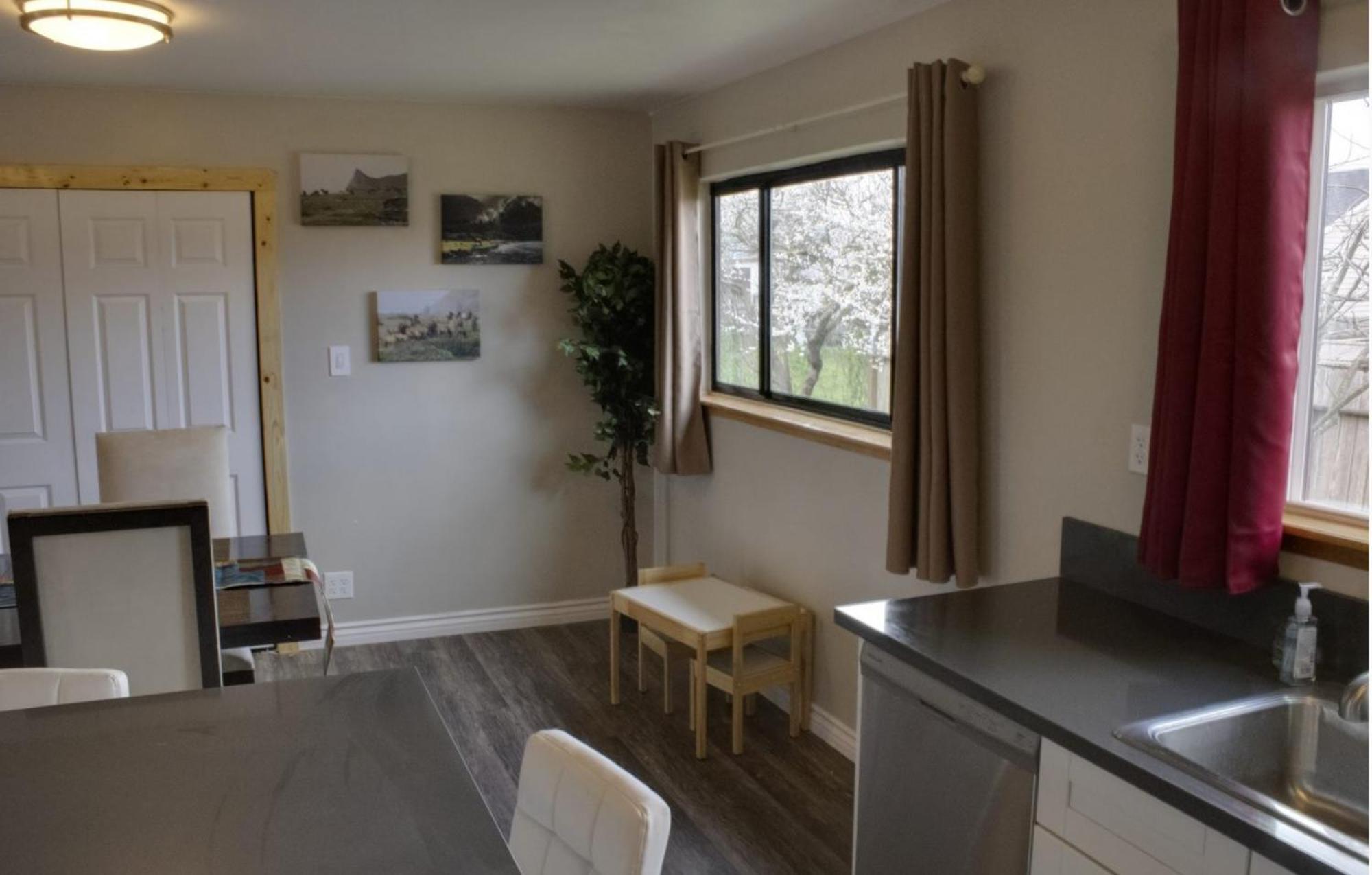 Private Home - Playground, Jumping Mat, Bbq, Darts, Firepit, Gazebo, 4 Smart Tvs, White Cotton Bedding, - The Redwood Cul-De Sac Beach Retreat Crescent City Bagian luar foto
